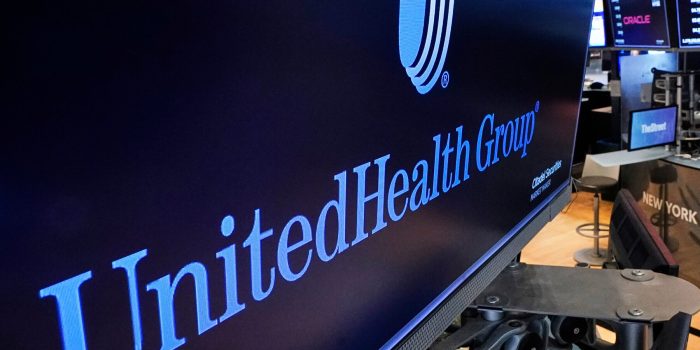 00HS-UnitedHealth-07-jzvw-mediumSquareAt3X-v2-dch0gq-rss