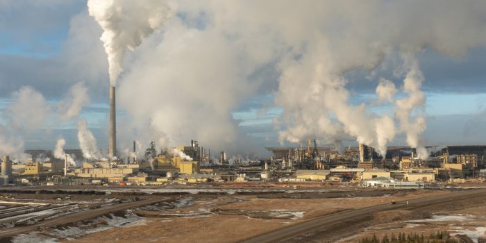 00hs-oil-sands-health-03-qhmk-mediumSquareAt3X-IRZRWg-rss