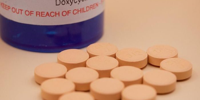 1024px-Doxycycline_pills-veLCvl-rss