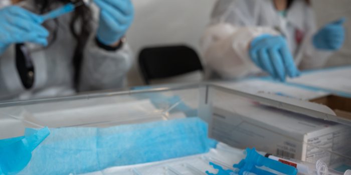20hs-vaccines-gwzf-mediumSquareAt3X-E0V8CU-rss