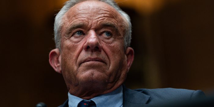 22dc-rfk-lgcm-mediumSquareAt3X-cwW3od-rss