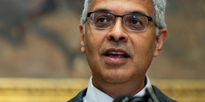 22hs-fetal-twvb-mediumSquareAt3X-zYVH7s-rss