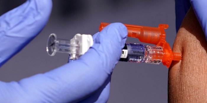 23trump-news-vaccines-topart-gzcw-mediumSquareAt3X-WPJJKa-rss