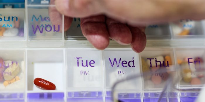 26HS-WTK-DRUGPRICES-ckbl-mediumSquareAt3X-jISmMb-rss