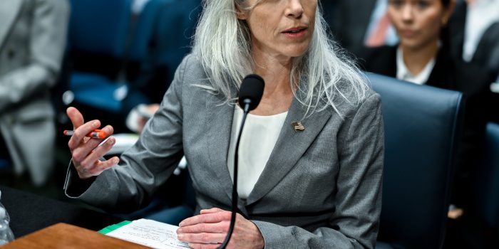 HS25-cdc-cwjk-mediumSquareAt3X-NpjUan-rss