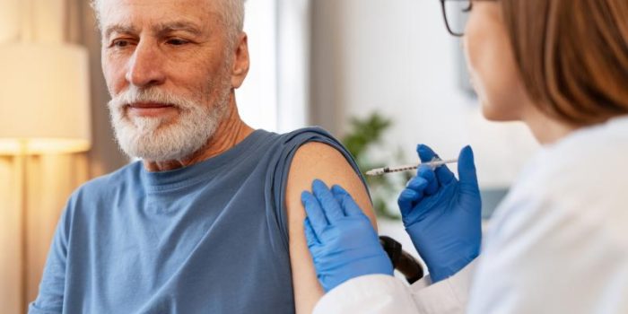 Older20man20getting20vaccine-0HTRhv-rss