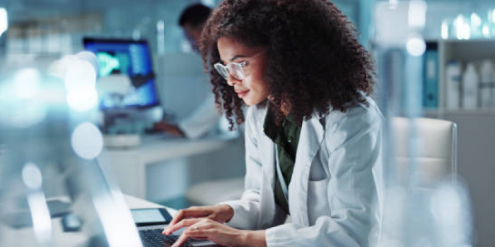 Physician-scientist-7j5n26-rss