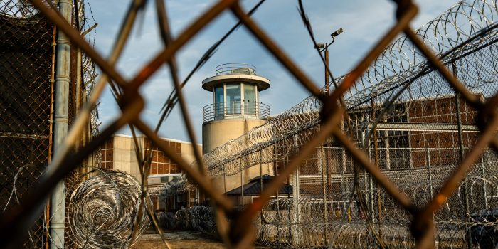 int-drug-chicago-top-wpcg-mediumSquareAt3X-NeBREf-rss