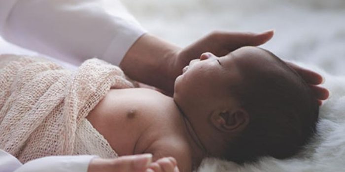 mother-infant-G7ShRW-rss