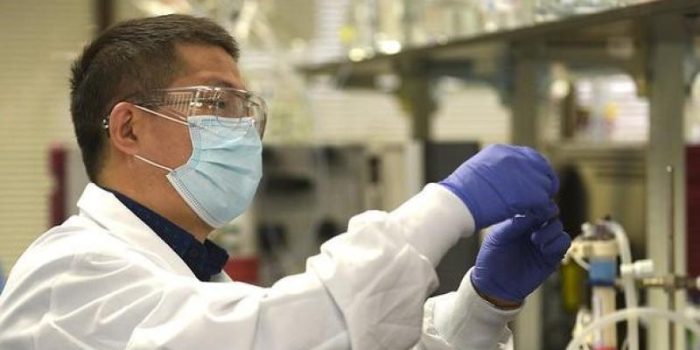 scientist_govpics-RVk4xq-rss